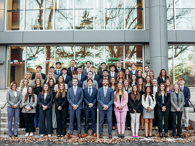 sales ambassadors group pic 2526